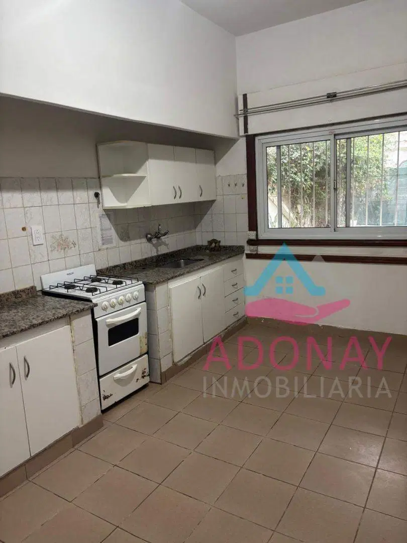 Casa 2 dormitorios. | Pasaje Claro al 600 2