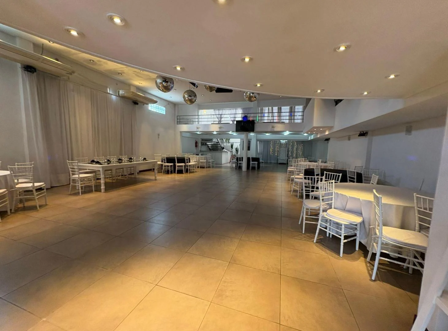 Local  para Multi eventos en Adrogué