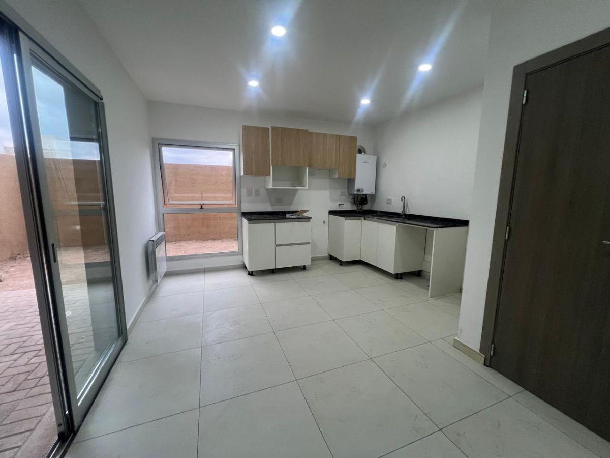 Foto de Dúplex a Estrenar 3 Dormitorios | Suite | Calefacción Central | Cochera, imagen 2