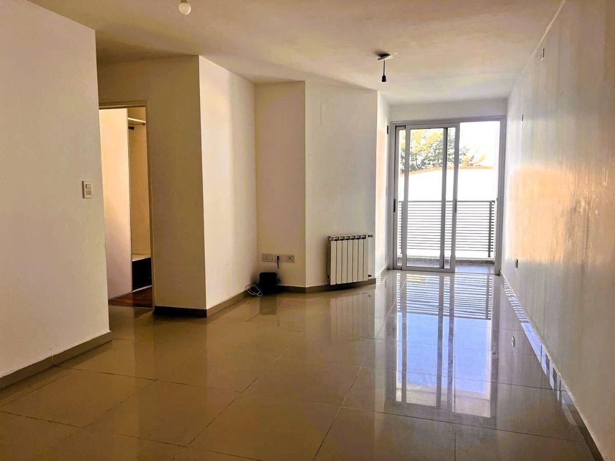 Foto de Alquiler 1 Dormitorio en General Paz | Balcón + Pileta + Quincho |, imagen 2