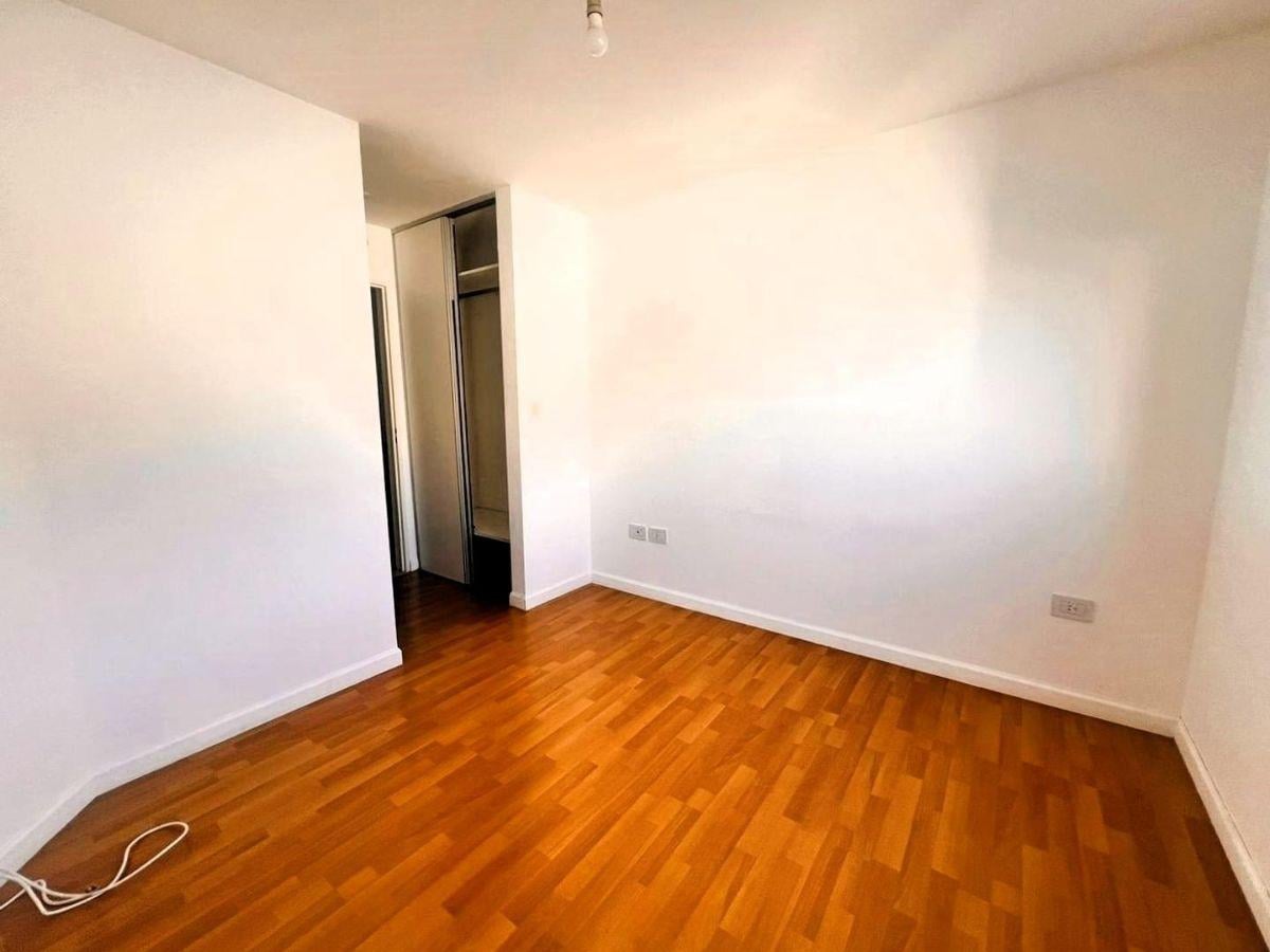 Foto de Alquiler 1 Dormitorio en General Paz | Balcón + Pileta + Quincho |, imagen 4