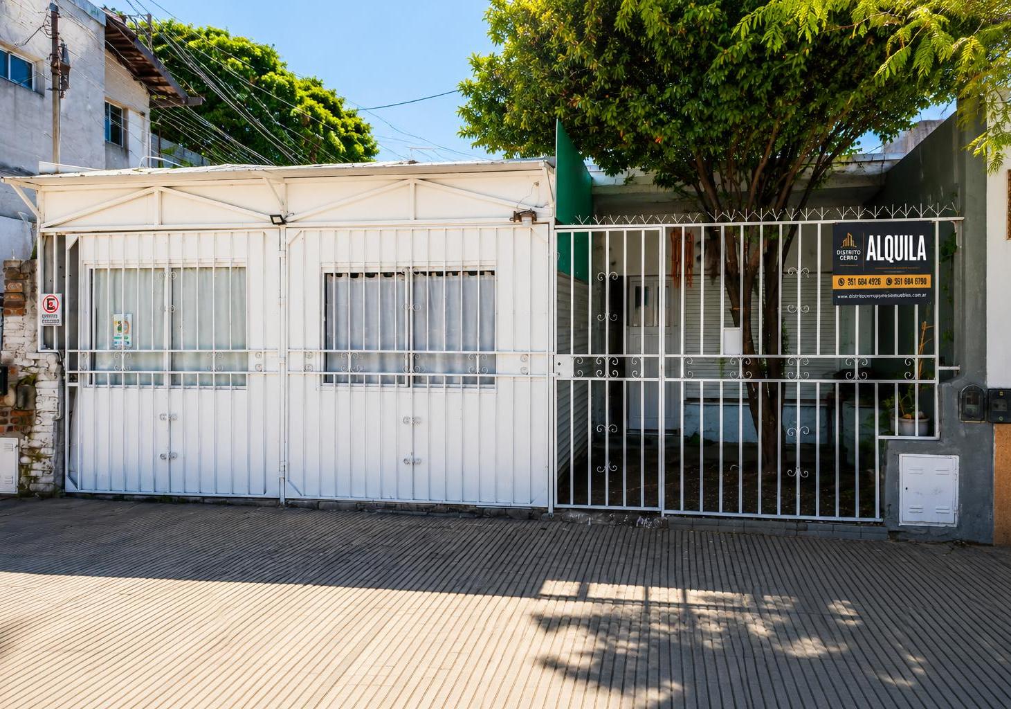 Foto de Casa 2 Dormitorios + Local Comercial, Cochera y Patio | San Luis 1750, imagen 3