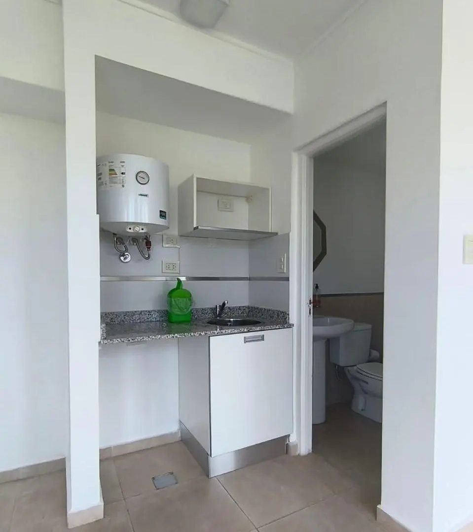 Excelente oficina en venta - Moreno 2300 2
