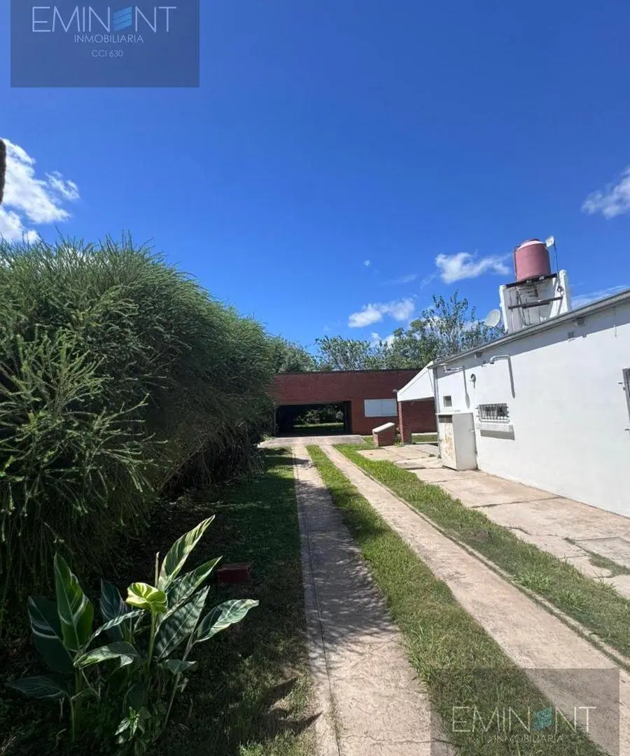 AMPLIA CASA EN VENTA EN SAUCE VIEJO, SANTA FE 3