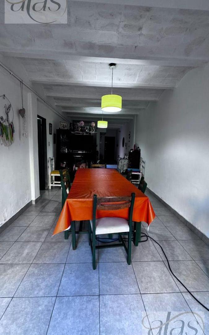 Foto de Amplio Departamento Pedro Ferre 1443 PB, imagen 5