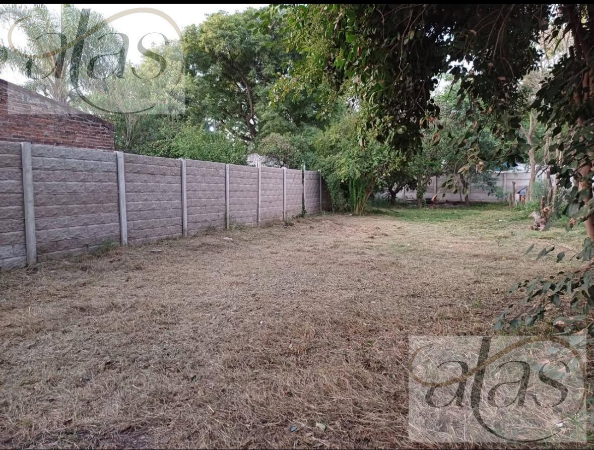 Foto de Terreno en Calle 6 y J.J Paso, Santo Tome, imagen 1