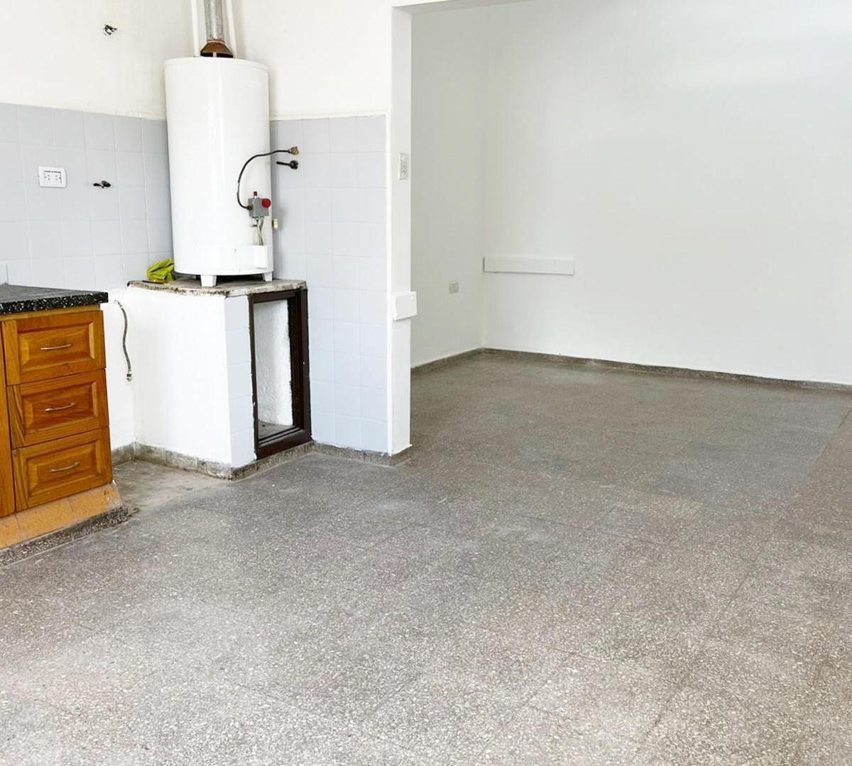 Foto de CASA CON COCHERA BARRIO JARDIN, imagen 4