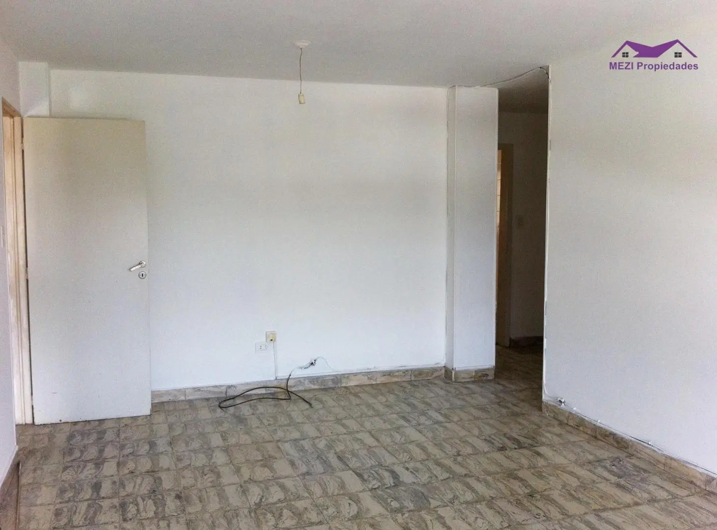 ALQUILO AMPLIO DPTO 3 DORM. - AV. SABATTINI 4200 5
