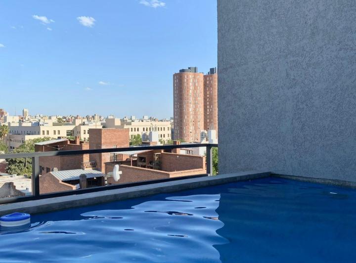 ALQUILER! Departamento de UNA habitación con pileta, asador y expensas bajas 5
