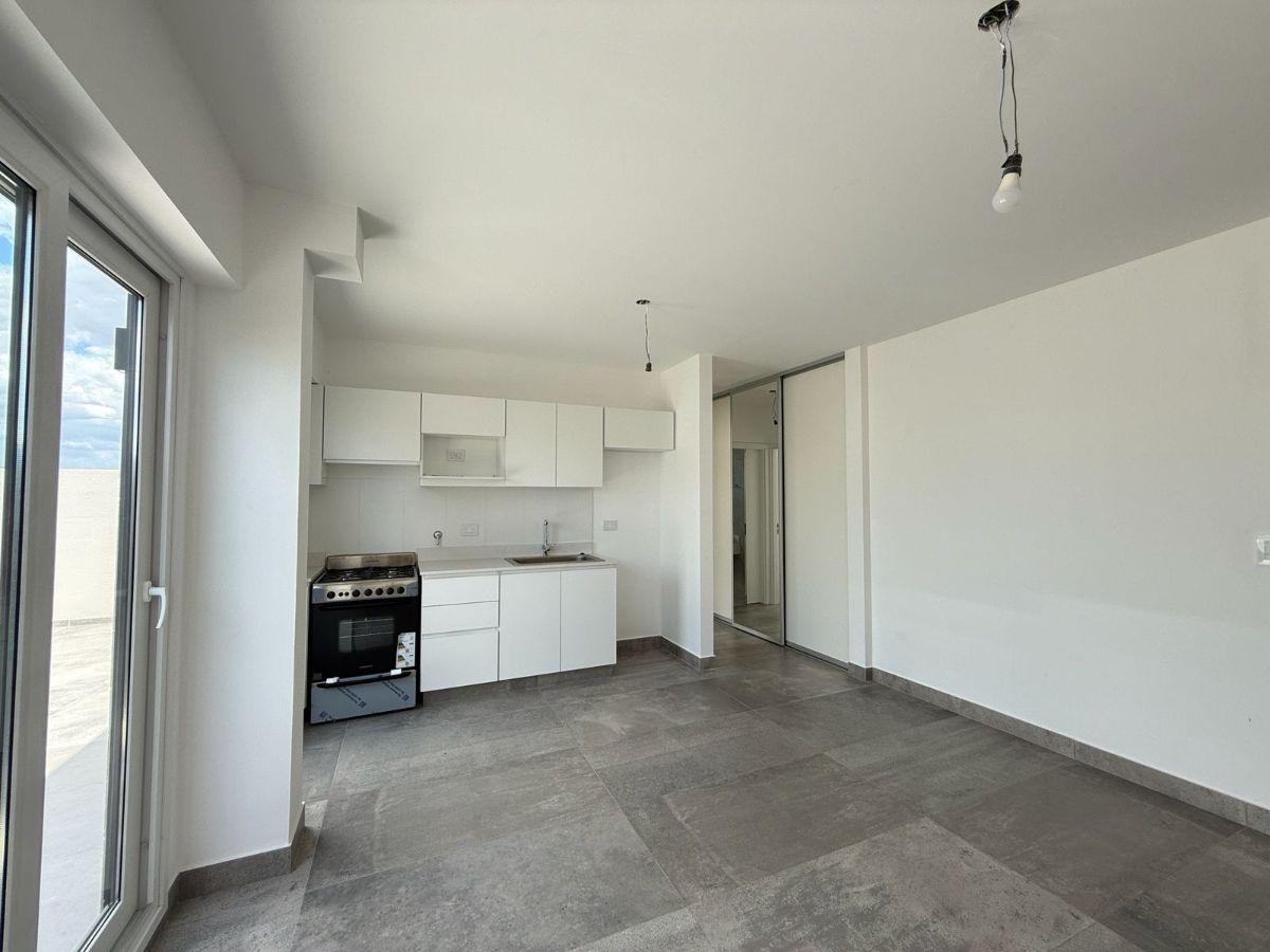 Foto de Departamento de 3 ambientes con terraza propia/ Villa del Parque, imagen 2