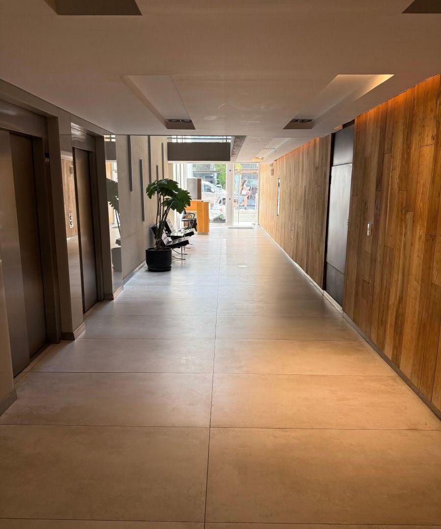 Foto de Departamento 4 ambientes con 2 cocheras, imagen 1
