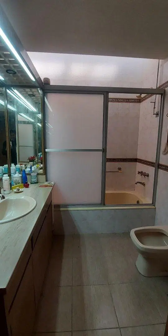 Maipú II, vendo casa dos plantas, 3 dormitorios, cochera y patio 8