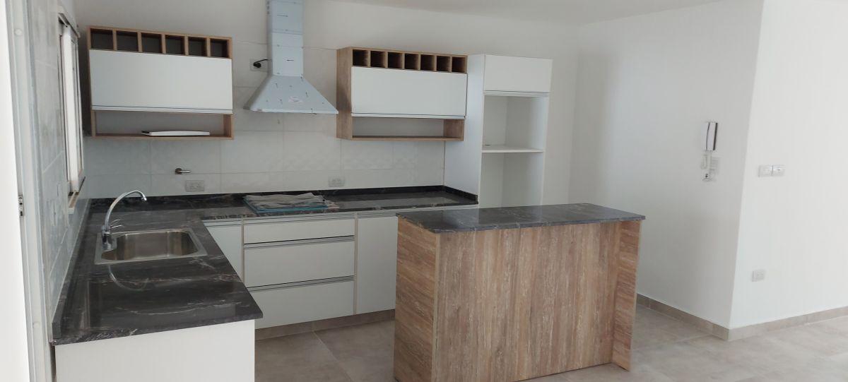 Foto de Alquilo Duplex 2 dormitorios, cochera y patio con asador Barrio Las, imagen 1