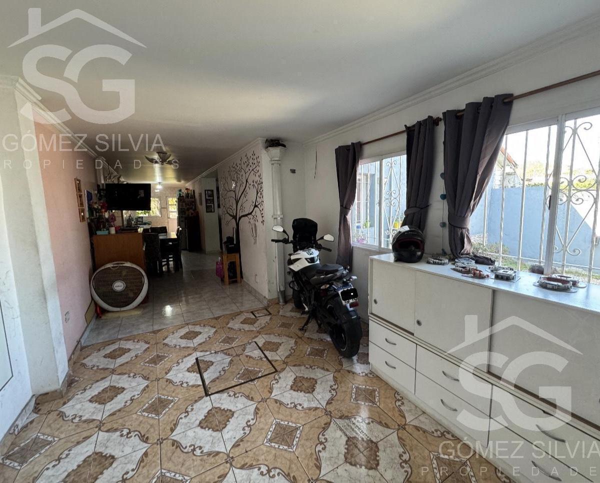 Casa en venta 3 ambientes en Castelar Norte