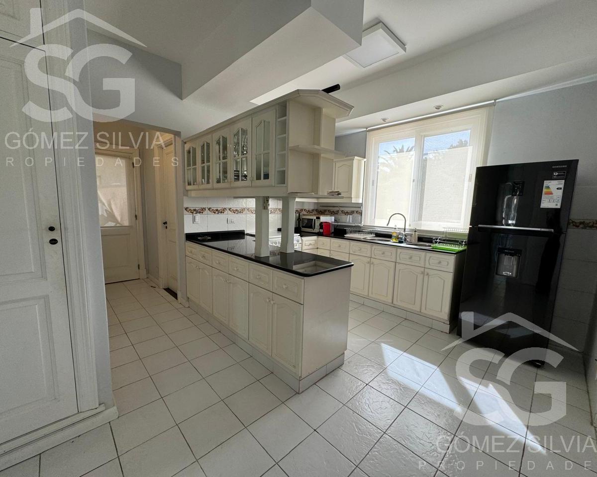 Casa en Venta 8 Ambientes Barrio Cerrado San Diego 1