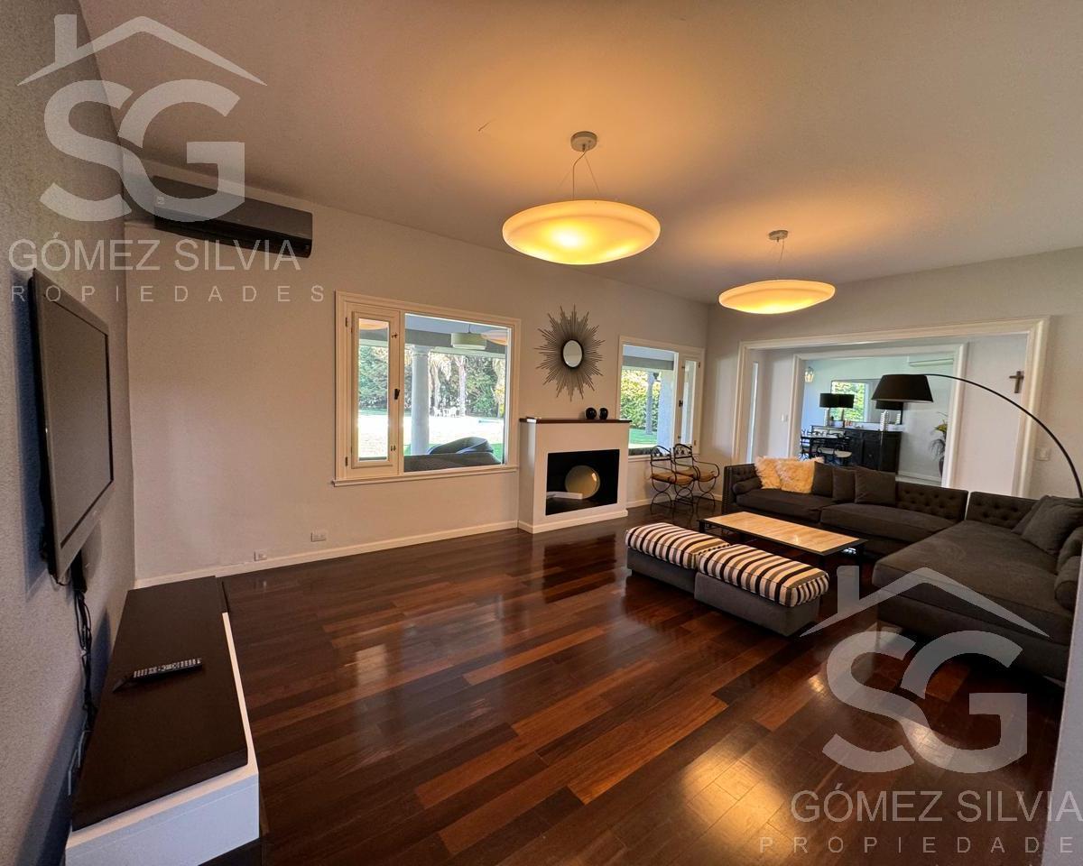 Casa en Venta 8 Ambientes Barrio Cerrado San Diego 2