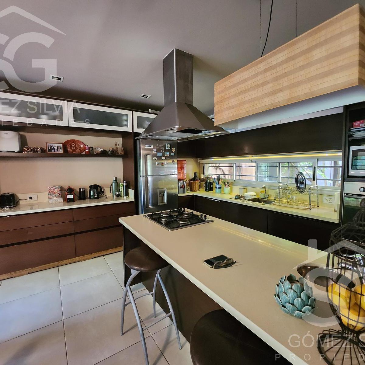 Casa en Venta Hurlingham 4 Ambientes Jardin Piscina 4