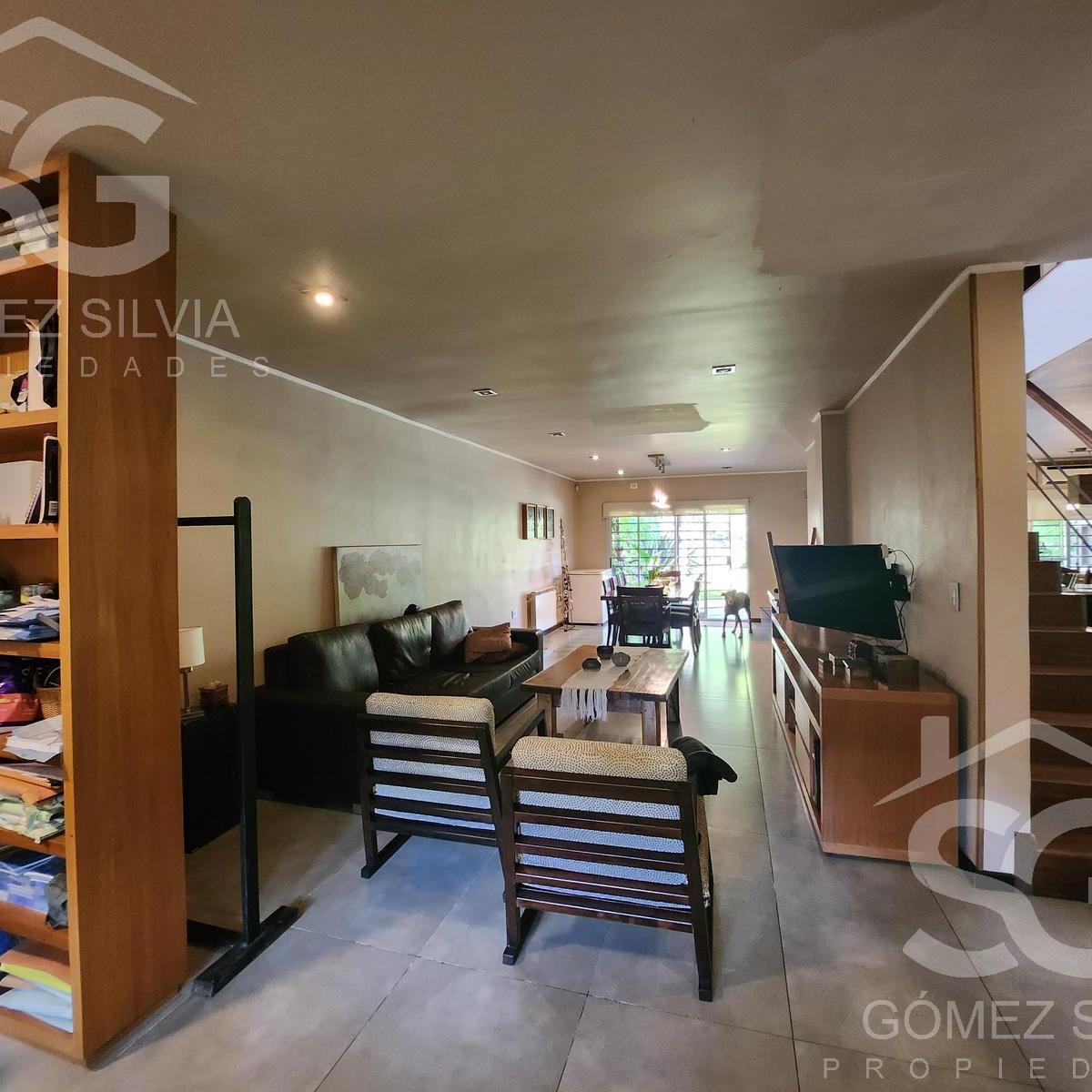 Casa en Venta Hurlingham 4 Ambientes Jardin Piscina 3