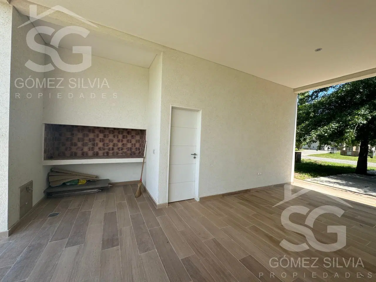 Casa en venta 5 ambientes Comarcas de Lujan 4