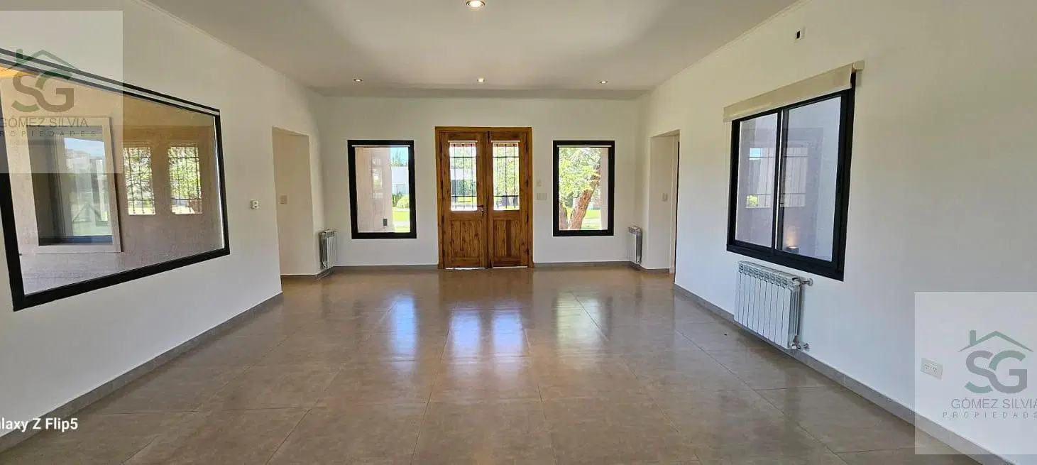 CASA EN VENTA, COMARCAS DE LUJAN, STA IRENE, 4 AMBIENTES 3