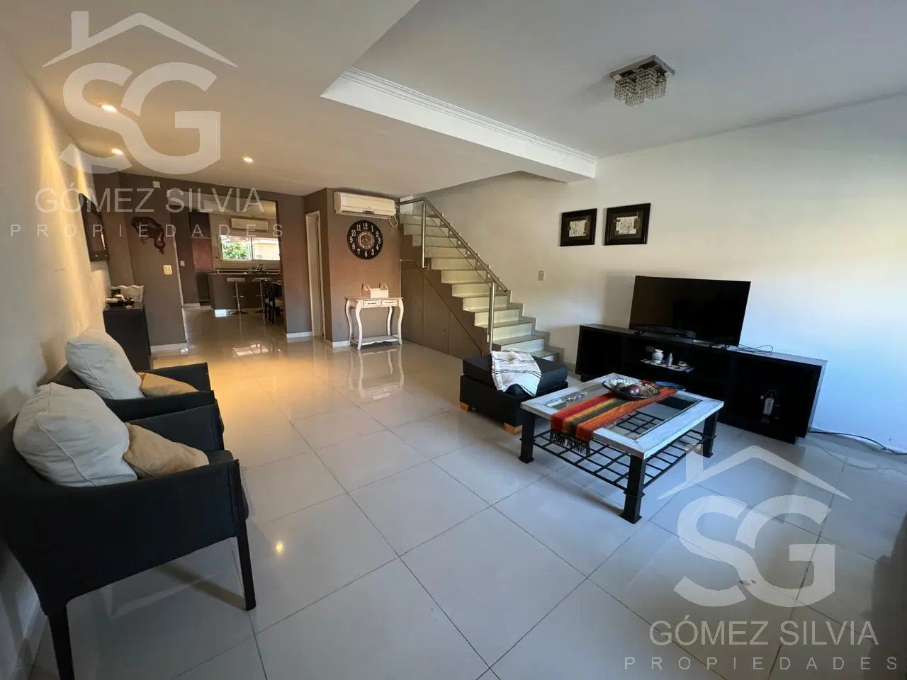 Casa en venta 4 ambientes Barrio cerrado Altos del Sol 5