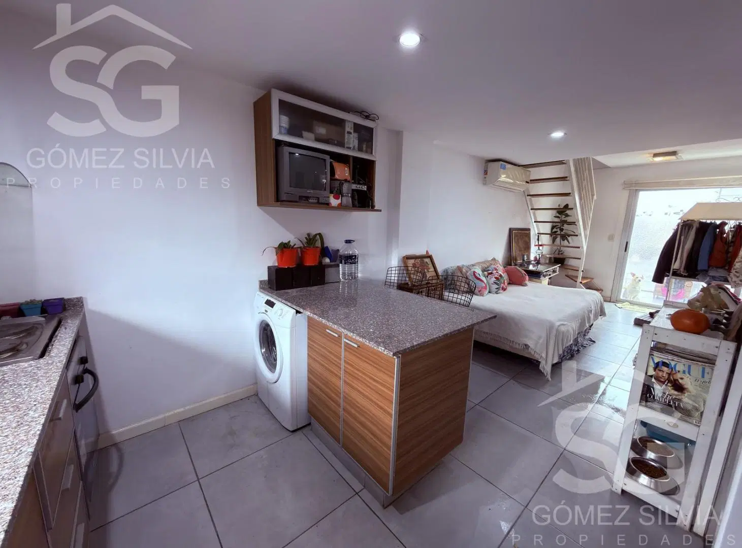 Departamento Venta Moron Centro 2 ambientes con garaje 3