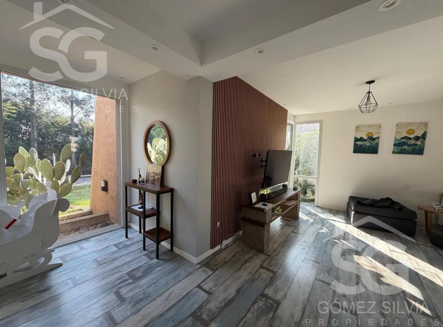 Casa en venta 4 ambientes barrio cerrado Altos del sol 5