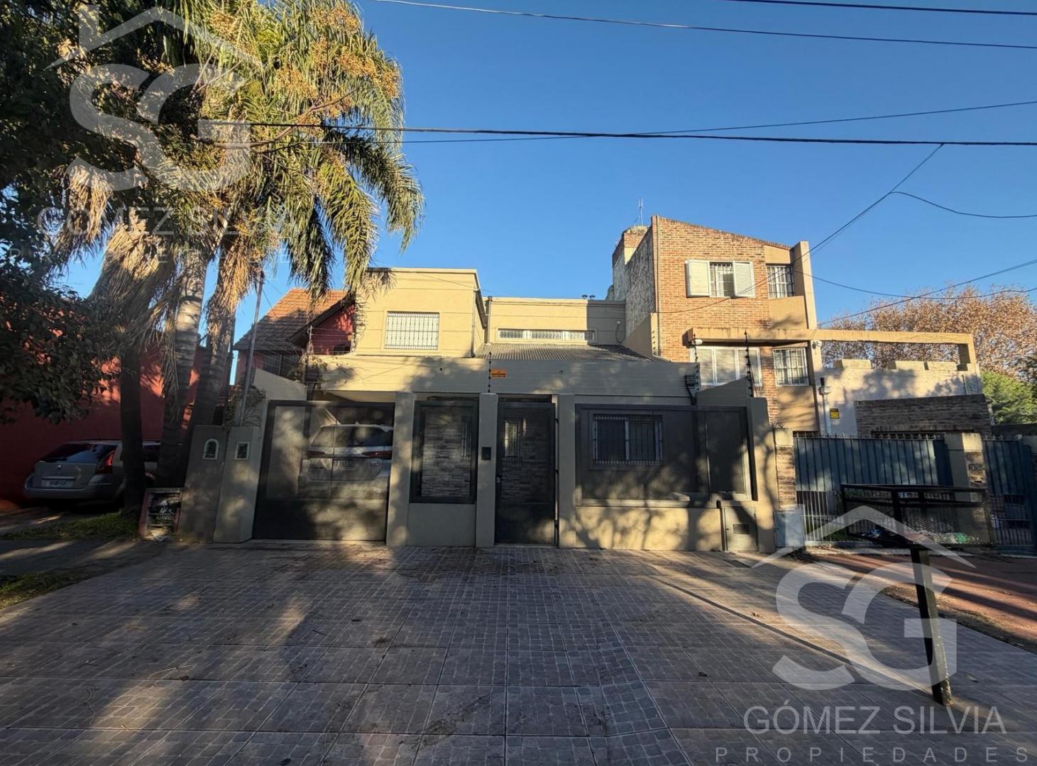 CASA EN VENTA 6 AMBIENTES ITUZAINGÓ NORTE