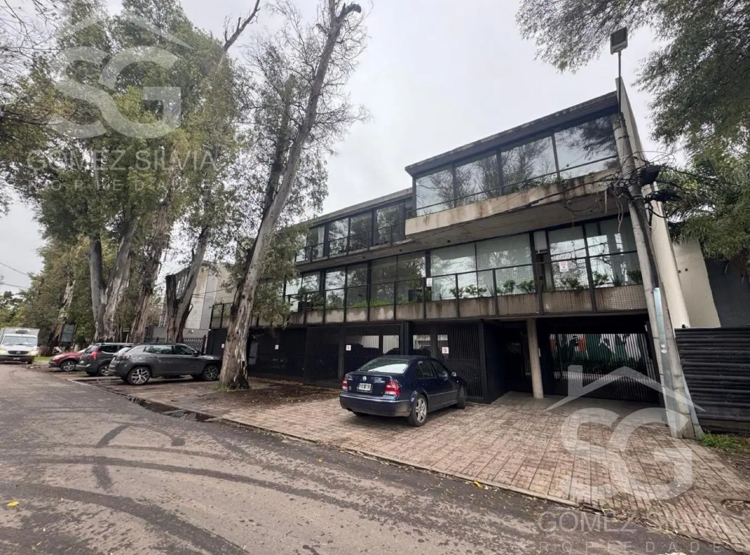 Oficina - Barrio Parque Leloir 5