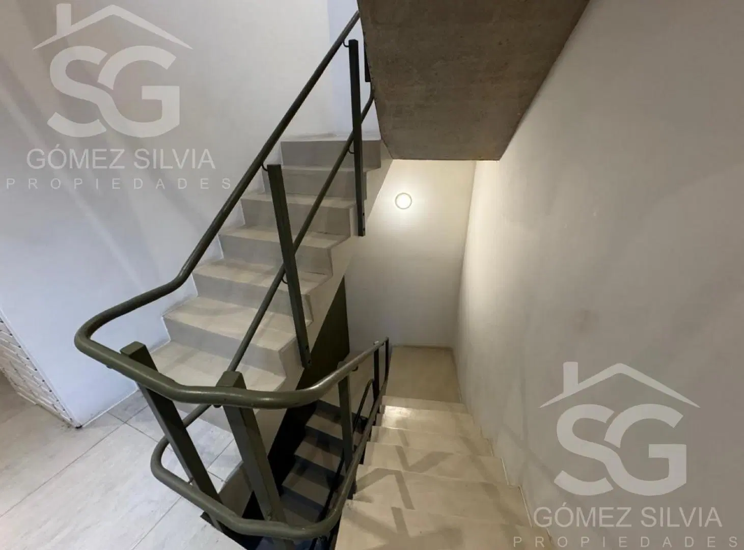 Oficina - Barrio Parque Leloir 8