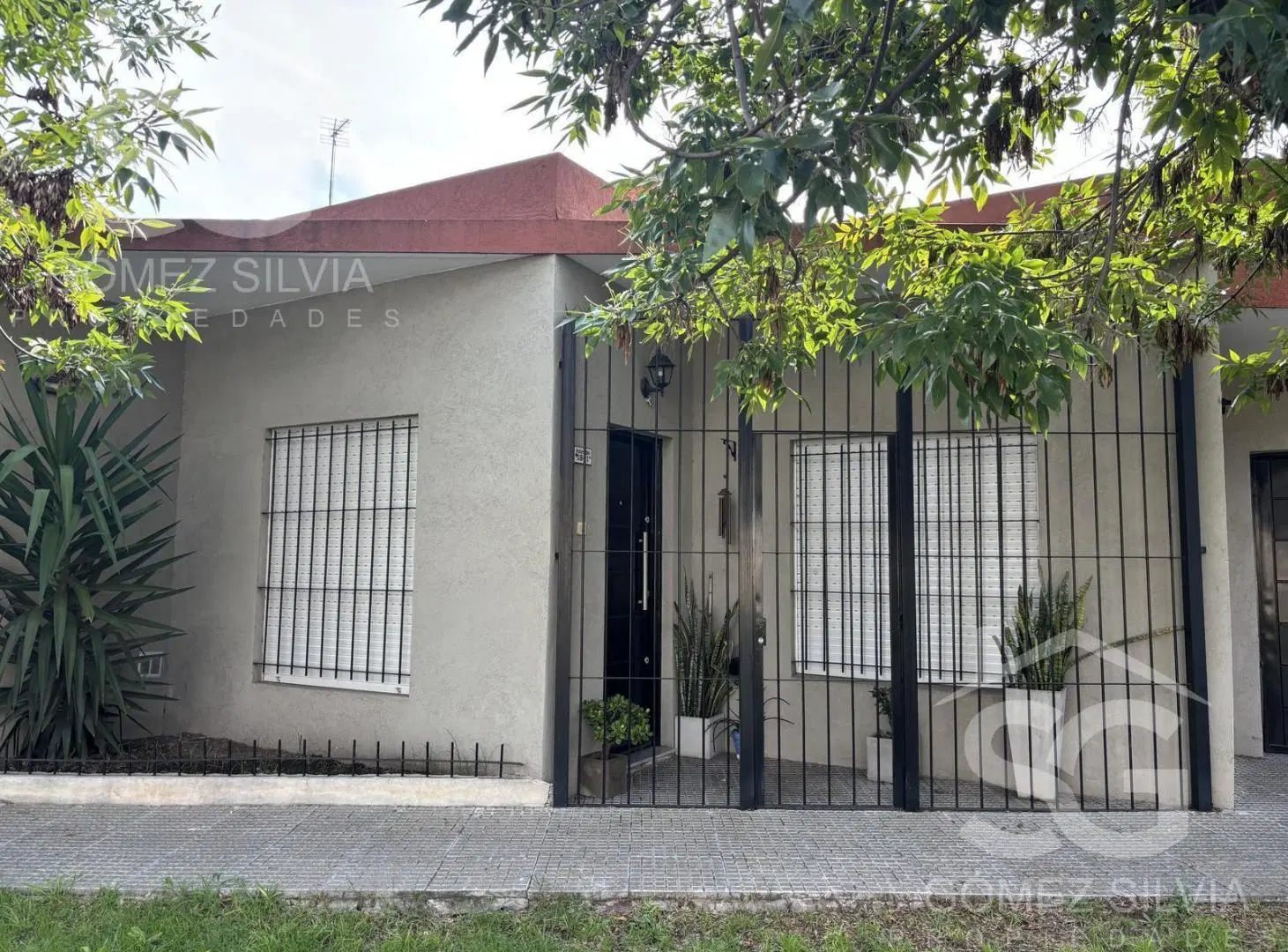 Venta Block 4 PHs de 3 ambientes en Merlo c/cochera 2