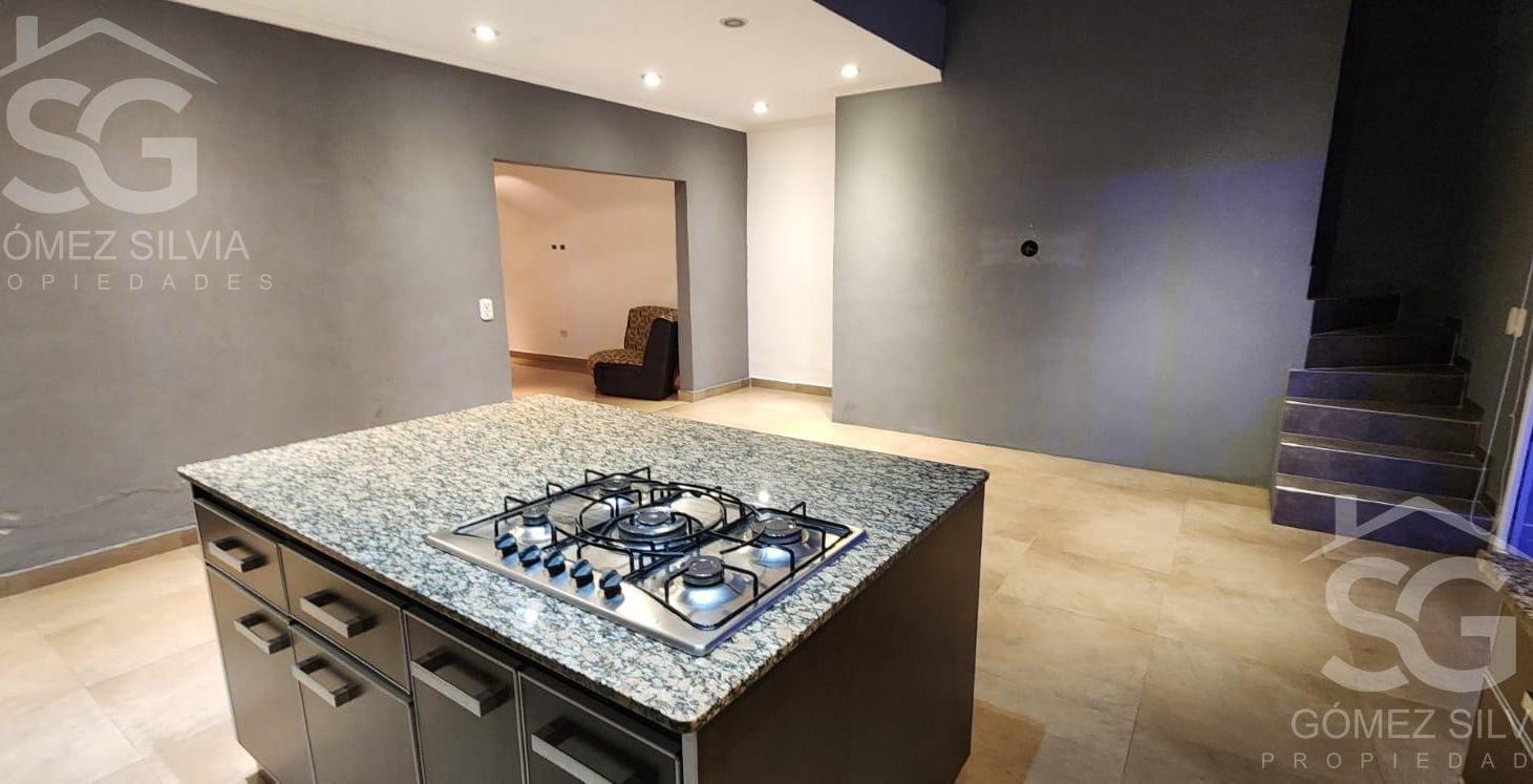 Foto de Casa en venta 6 ambientes, Morón, imagen 1