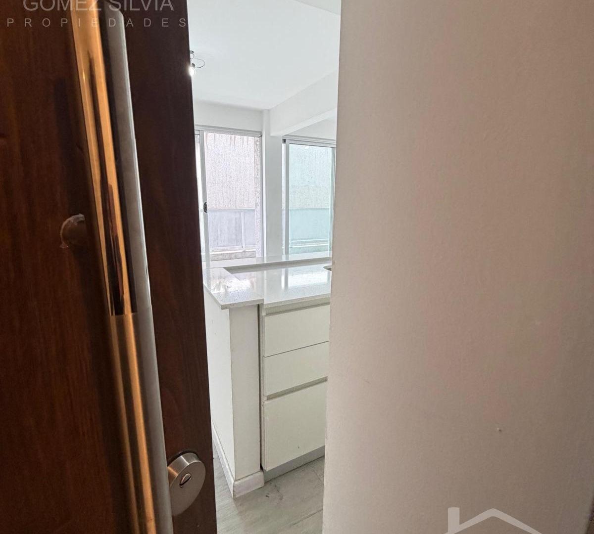 Foto de Departamento en alquiler 2 ambientes Ituzaingó, imagen 3