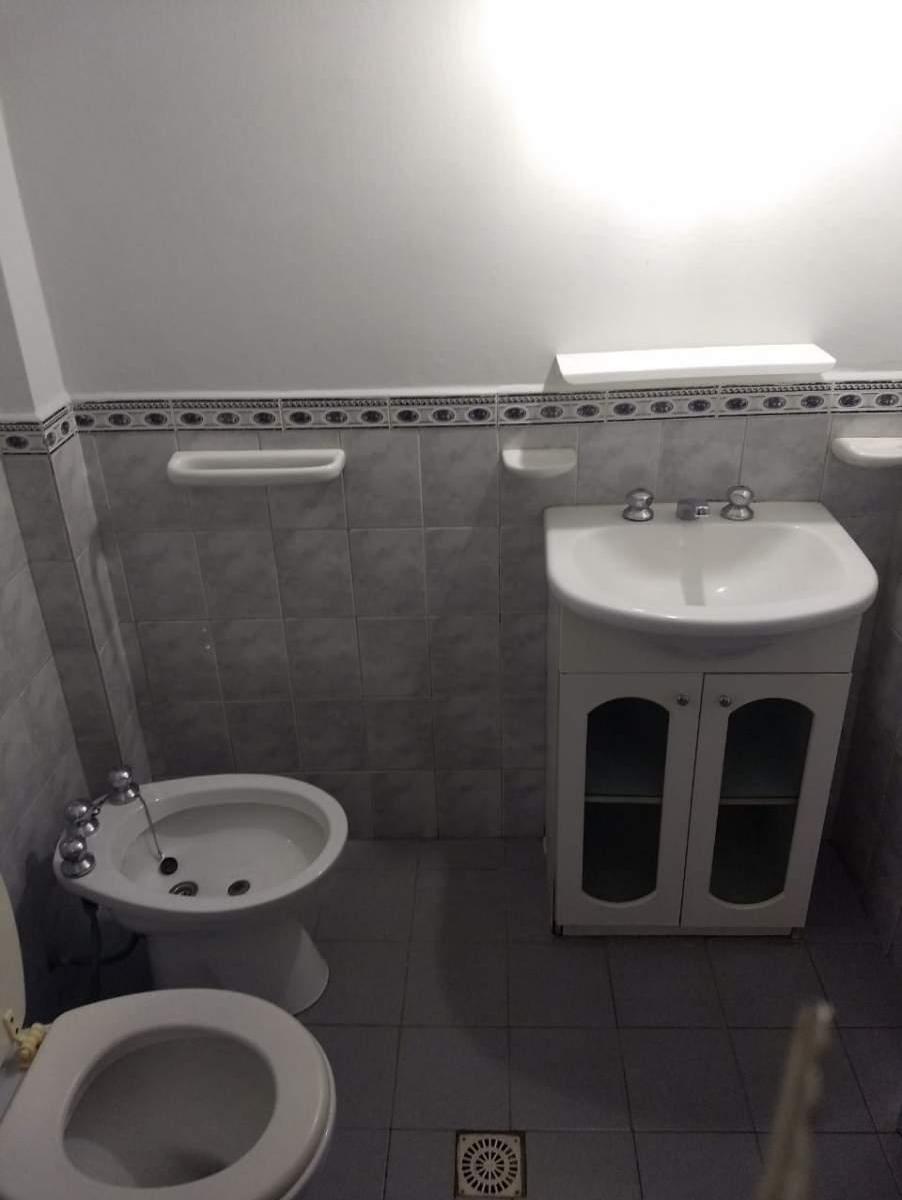 Vm Inmobiliaria: Vendo Depto en Calle Montevideo Al 700 - No. Apto Credito 5