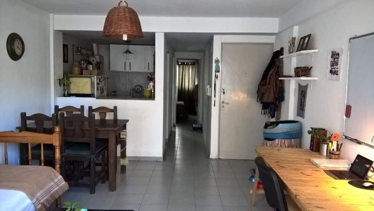 Vm Inmobiliaria: Vendo Depto en Calle Montevideo Al 700 - No. Apto Credito 1