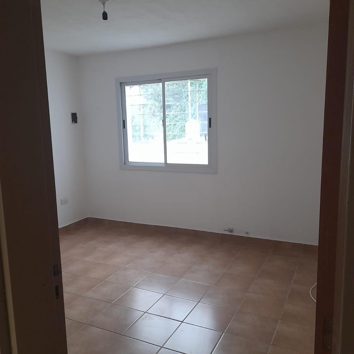 Venta de Dos Casas Al Precio de Una, Excelente Zona de Salsipuedes 1