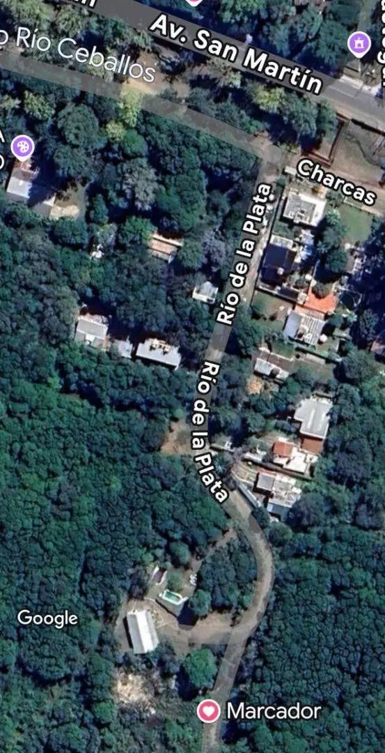 LOTE EN RIO CEBALLOS, CERCANO A LA AVENIDA PERO EN LA TRANQUILIDAD DE CALLE POCO TRANSITADA 2
