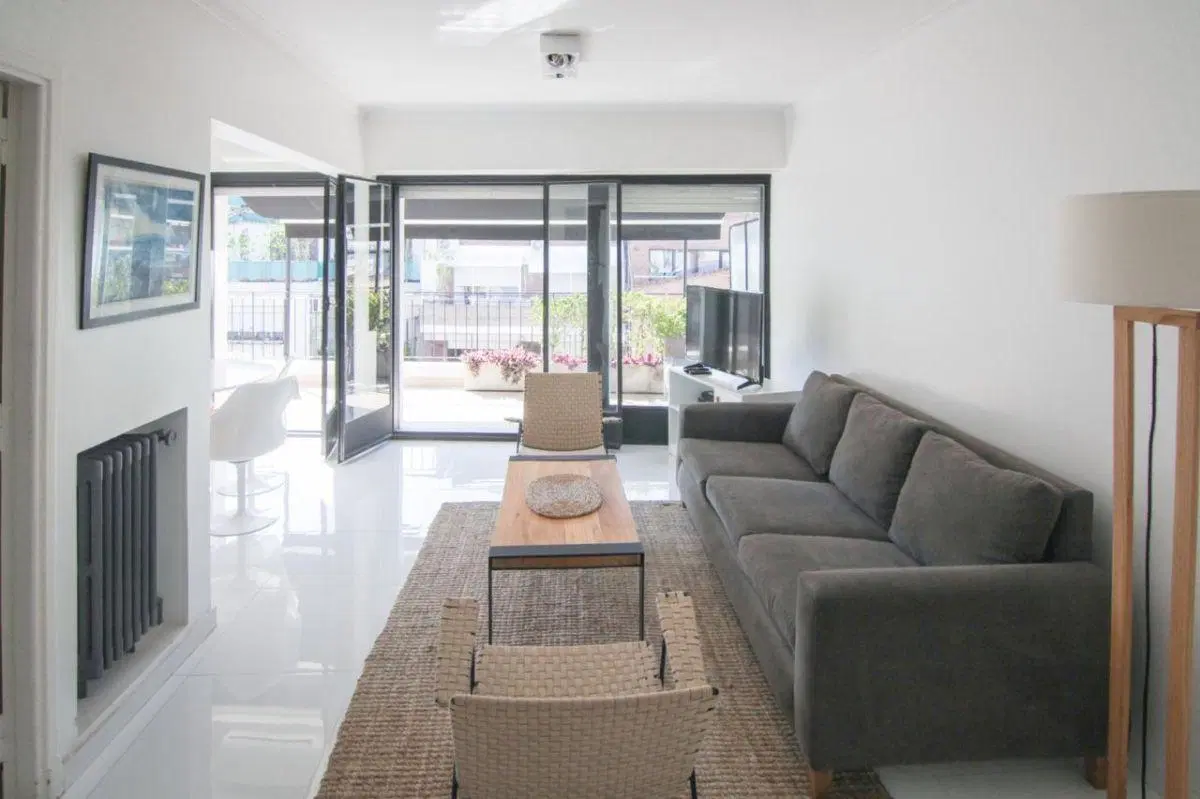 Recoleta — Departamento 3 ambientes amoblado con terraza, parrilla y dependencia 5