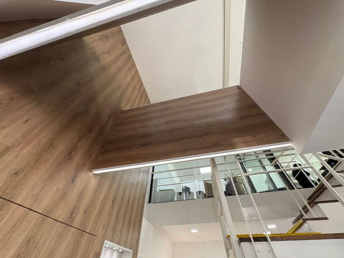 Local en esquina — Palermo Hollywood — 168 m² con doble altura 3