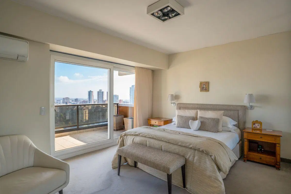 Excepcional 5 amb en torre de Mario R. Álvarez · Piso 21 Norte, 254 m², 3 cocheras 2