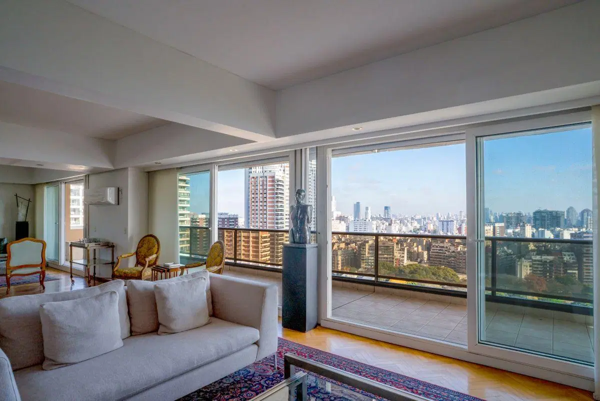 Excepcional 5 amb en torre de Mario R. Álvarez · Piso 21 Norte, 254 m², 3 cocheras 3