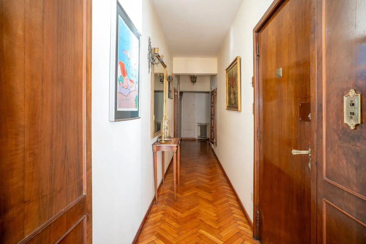 Piso completo 4 amb al Norte en Santa Fe y Rodríguez Peña · 149 m², balcón corrido, a reciclar 8