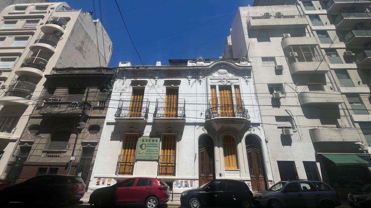 Edificio en block/Terreno en venta. Espacio aéreo propio