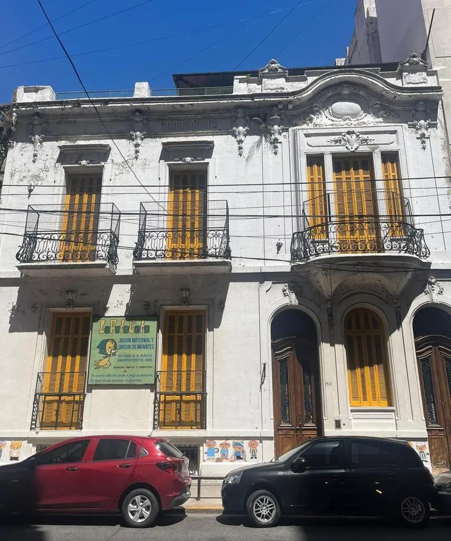 Edificio en block en venta. Espacio aéreo propio 4