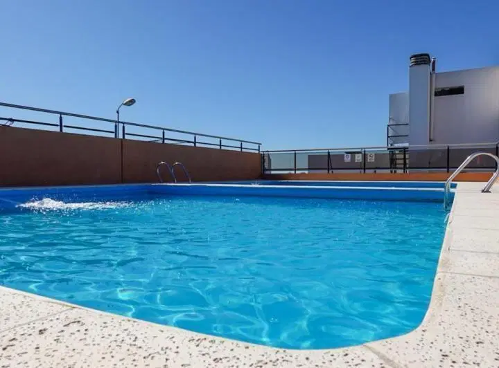 Departamento muy Luminoso, Vista abierta. Alquiler Temporal. Amenities 2