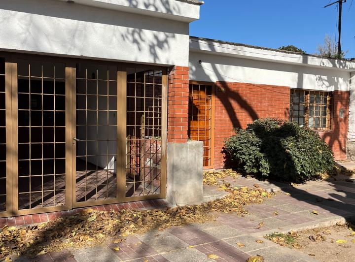 Casa en venta – Barrio Ujemvi, Las Heras 1
