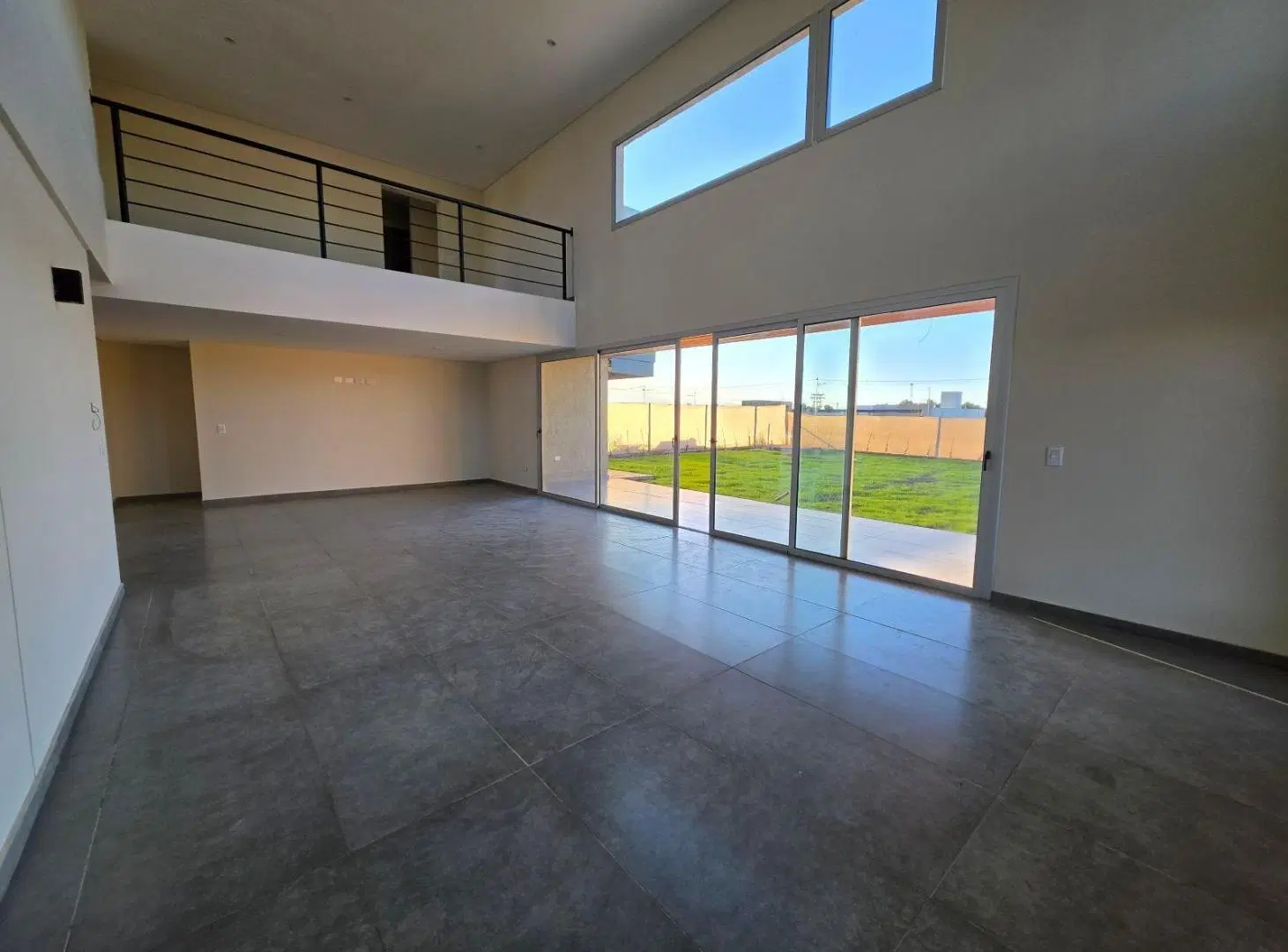 Casa a estrenar en el Barrio La Vasconia 2