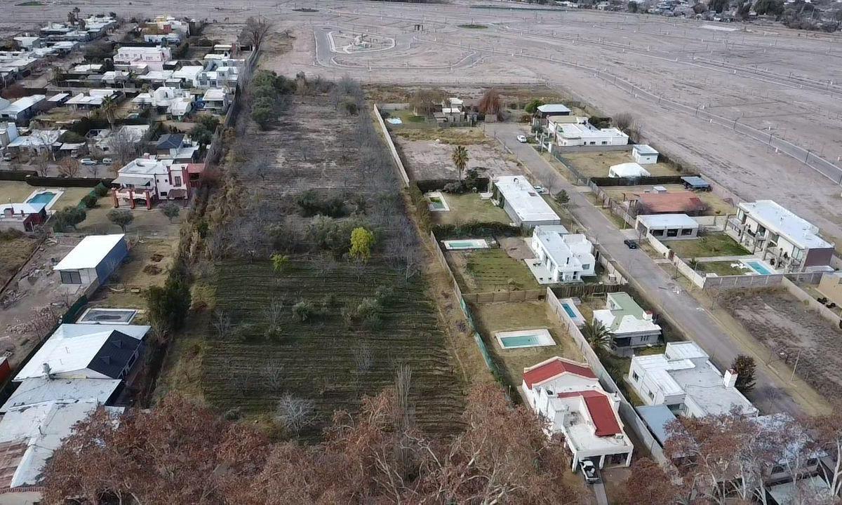 Foto de Terreno para desarrollo – Chacras de Coria (Viamonte) – Apto, imagen 5