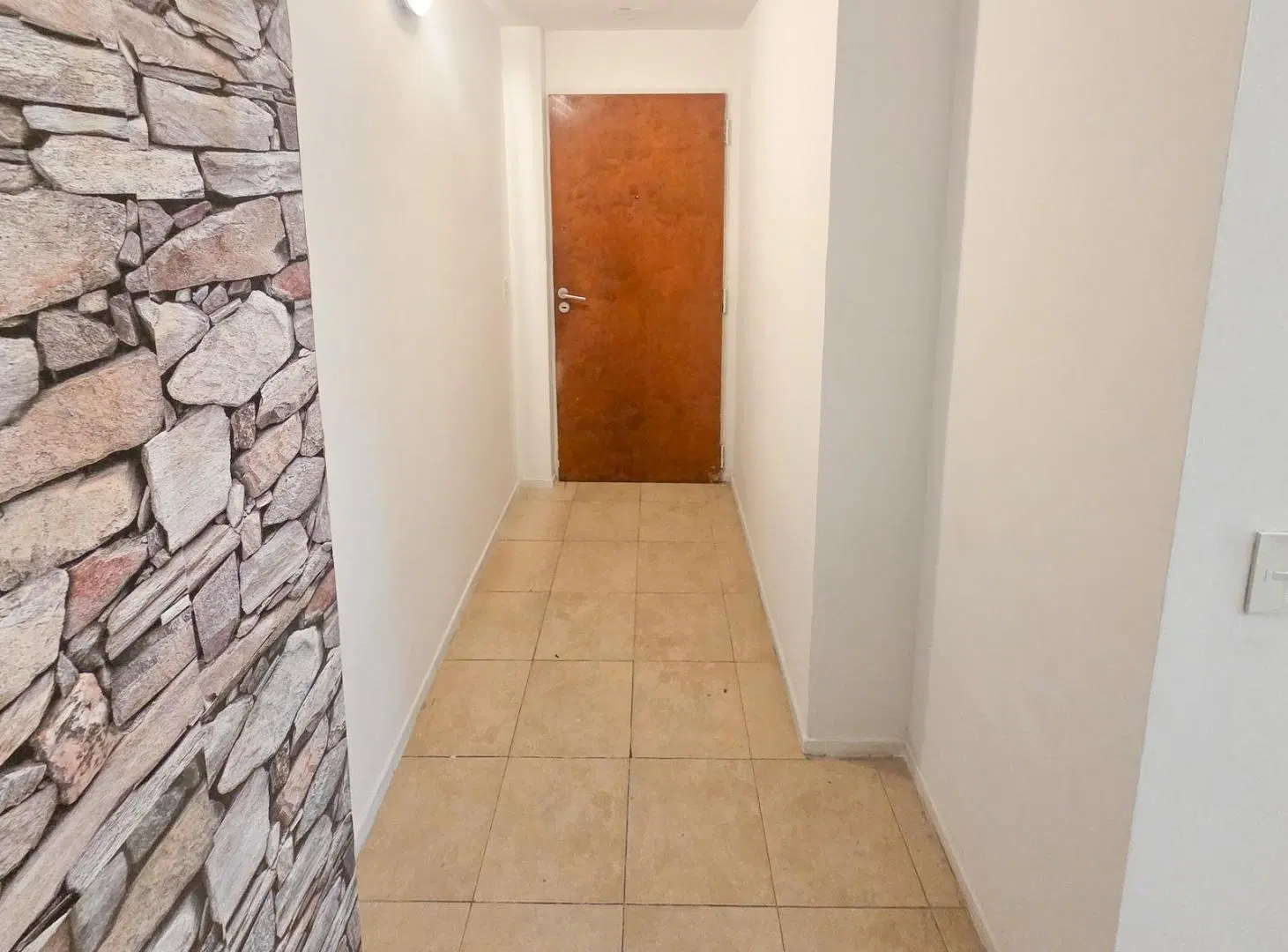 Alquiler de Departamento de 3 ambientes con Patio en Almagro 3