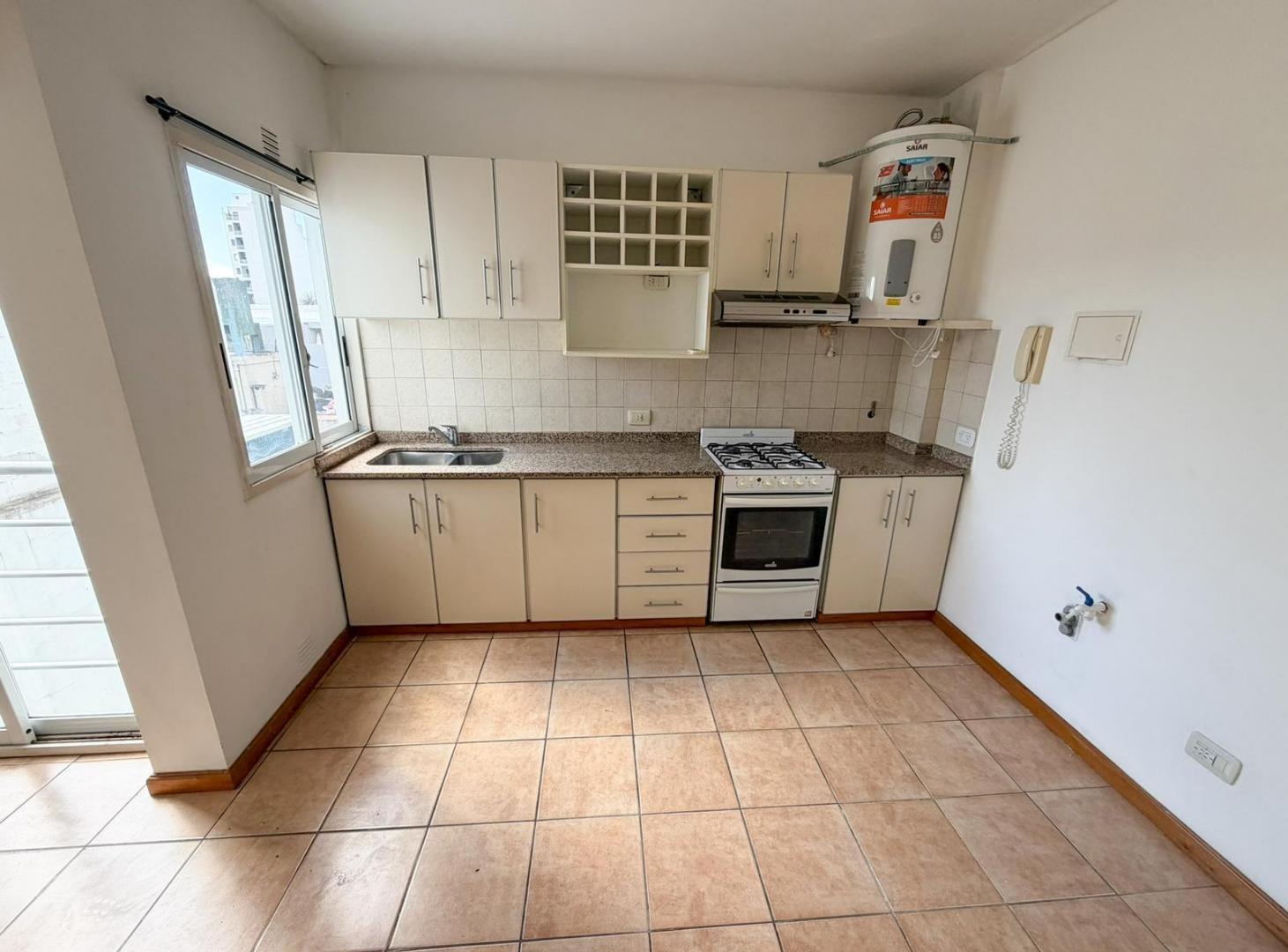 Foto de Venta amplio monoambiente en Villa Ortuzar, imagen 2